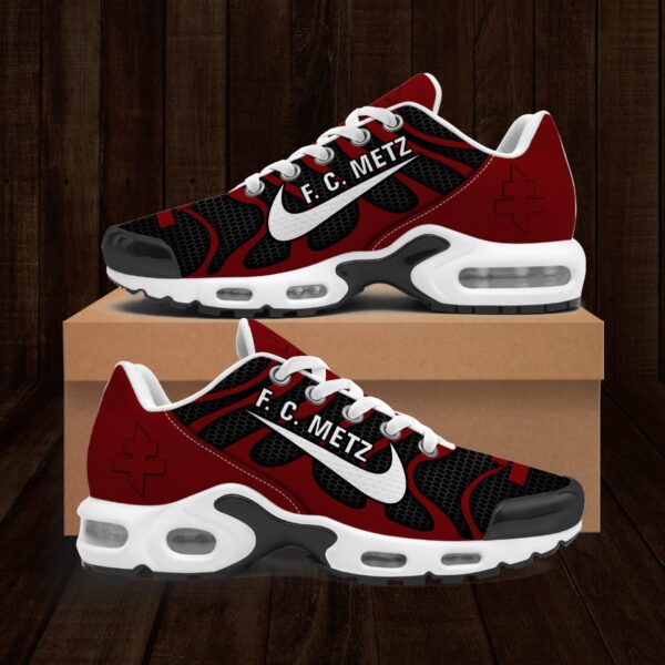 FC Metz - Chaussures Air Max Plus Style sportif