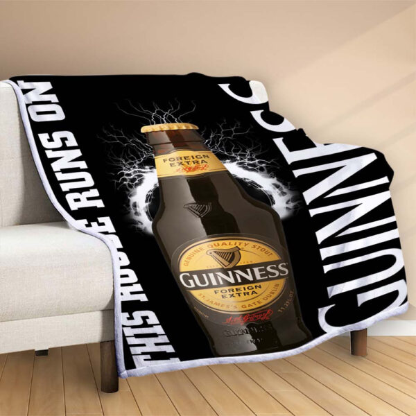 Plaid This House Run On Guinness Couverture Polaire Plaid Canapé – Image 2