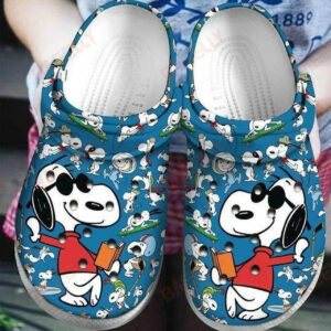 Sabots Snoopy Reading Books Cartoon Crocs Crocband Clog Comfortable Water Shoes -  Clog