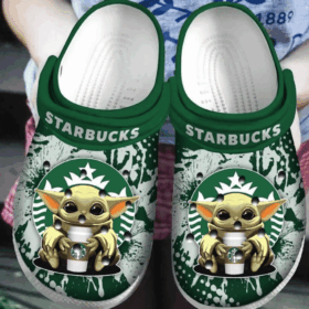 Sabots Starbucks Baby Yoda Pattern Crocs Classic Clogs Shoes In Green & White –  Clog