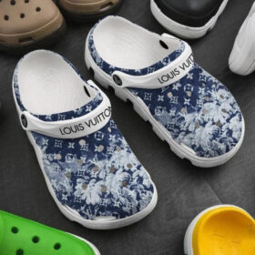 Sabots Louis Vuitton Denim Monogram Crocs Crocband Clog Comfortable Water Shoes –  Clog