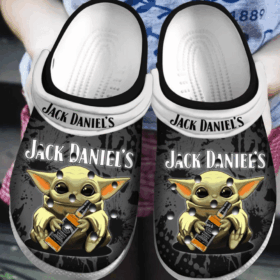 Sabots Jack Daniel’s Baby Yoda Pattern Crocs Classic Clogs Shoes In Black & White –  Clog