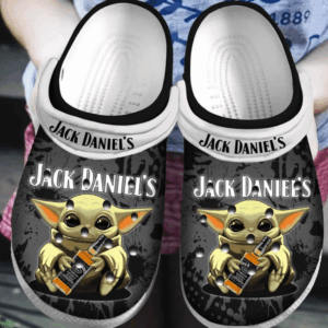 Sabots Jack Daniel’s Baby Yoda Pattern Crocs Classic Clogs Shoes In Black & White -  Clog