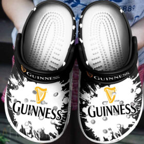 Sabots Guinness Logo Pattern Crocs Classic Clogs Shoes In White & Black –  Clog
