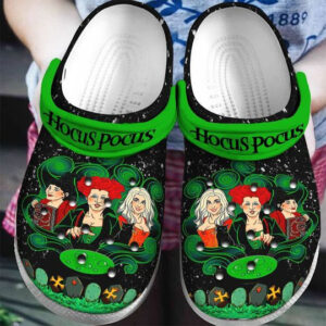 Sabots Hocus Pocus Disney Characters Pattern Crocs Classic Clogs Shoes In Black & Green -  Clog