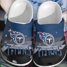 Sabots Tennessee Titans NFL Navy Black Crocs Crocband Clog Comfortable Water Shoes –  Clog