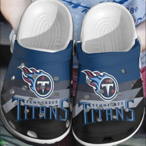 Sabots Tennessee Titans NFL Navy Black Crocs Crocband Clog Comfortable Water Shoes -  Clog