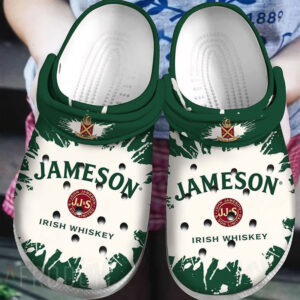 Sabots Jameson Whiskey Logo Pattern Crocs Classic Clogs Shoes In Green & White -  Clog