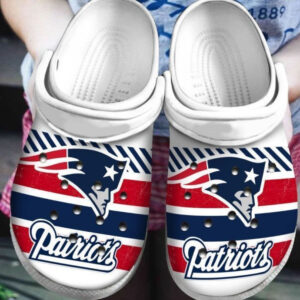 Sabots New England Patriots Logo Pattern Crocs Classic Clogs Shoes In Blue & White -  Clog