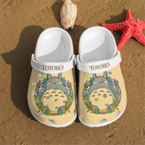 Sabots Totoro Leaf Pattern Crocs Classic Clogs Shoes In Nude & White -  Clog