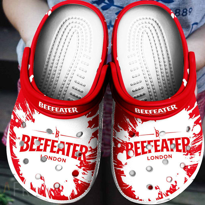 Sabots Beefeater Gin Logo Splatter Pattern Crocs Classic Clogs Shoes In Red - Clog