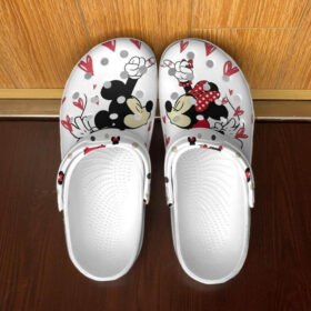 Sabots Mickey Mouse Heart Pattern Crocs Classic Clogs Shoes In White & Red –  Clog