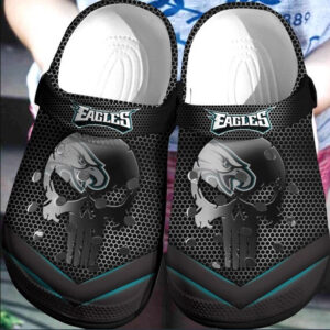 Sabots Philadelphia Eagles Design Skull Black Theme Crocs Crocband Clog Comfortable Water Shoes -  Clog