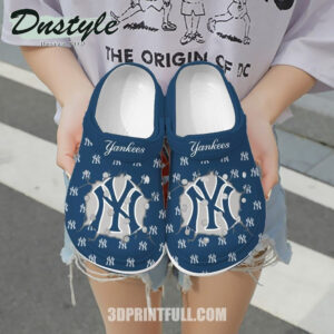 Sabots New York Yankees Logo Pattern Crocs Classic Clogs Shoes In Blue & White -  Clog