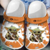 Sabots Tito's Yoda Splatter Pattern Crocs Classic Clogs Shoes In Orange -  Clog