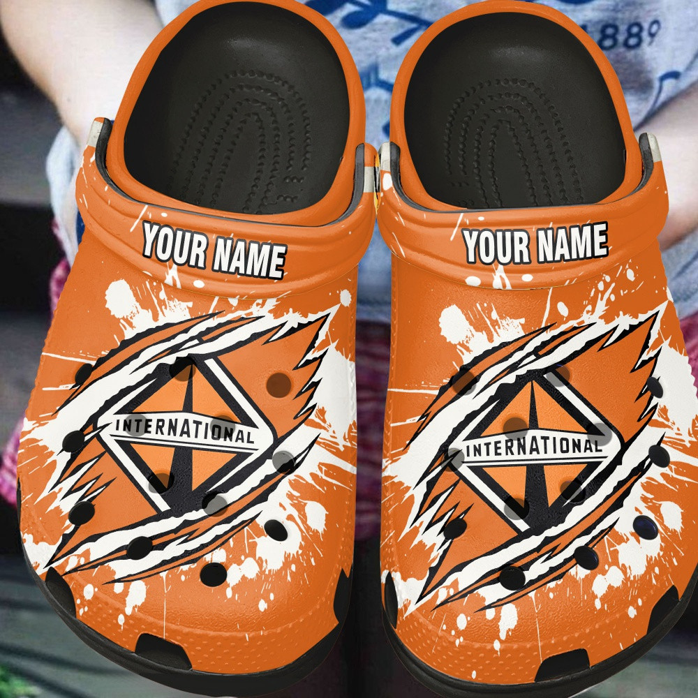 Sabots International – Image 2